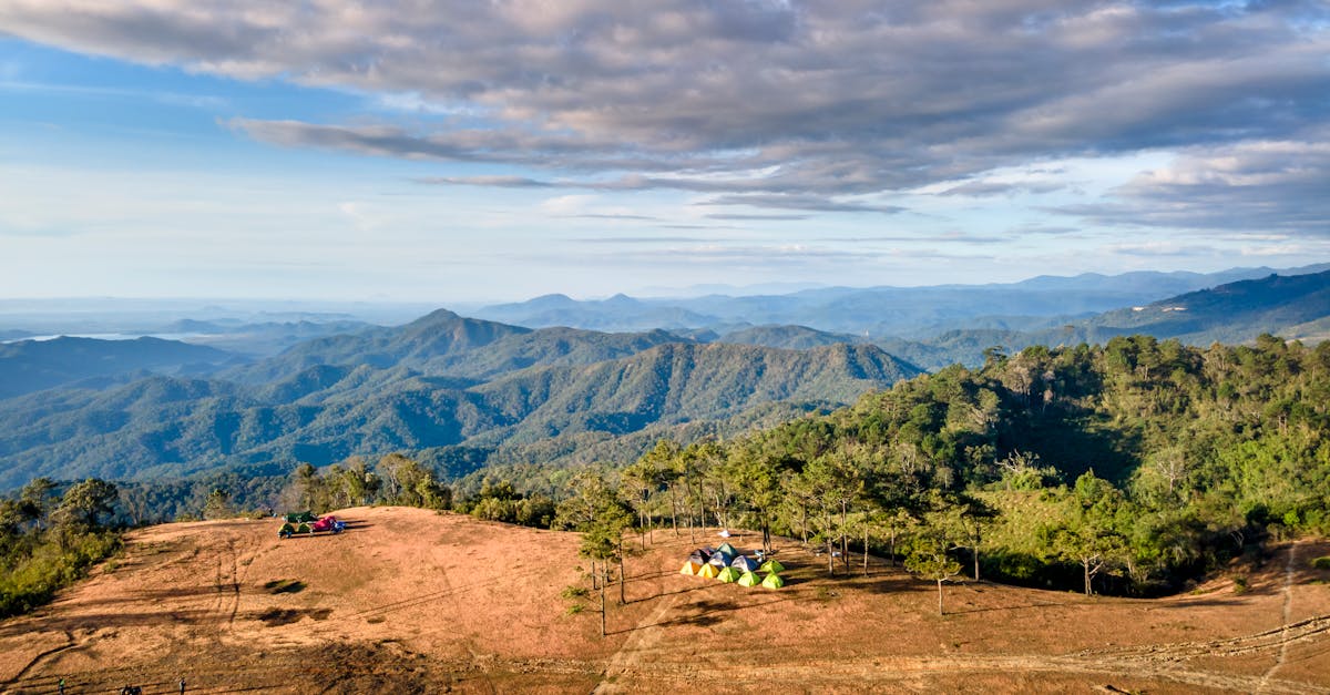 découvrez nos activités de camping pour des vacances en pleine nature : randonnée, pêche, feux de camp et bien plus encore. réservez votre séjour dès maintenant !