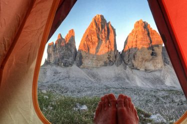 découvrez nos offres de camping pour des vacances en pleine nature. profitez de nos emplacements spacieux, de nos activités de plein air et de notre ambiance conviviale pour des vacances inoubliables en famille ou entre amis.