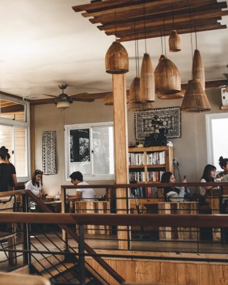 découvrez notre restaurant et savourez une cuisine raffinée dans une ambiance chaleureuse. réservez dès maintenant pour une expérience culinaire inoubliable.
